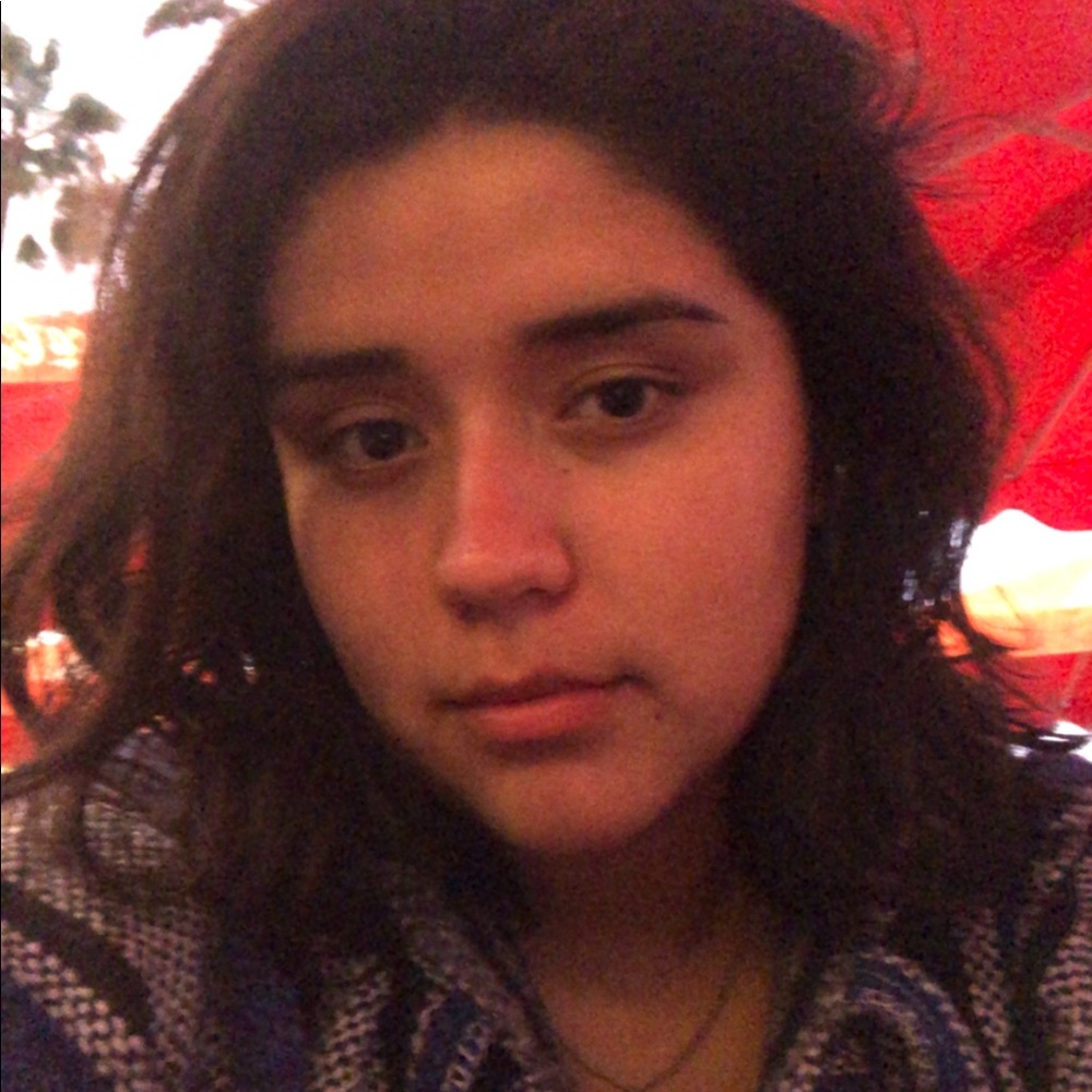 Meet your Posher, Carolina